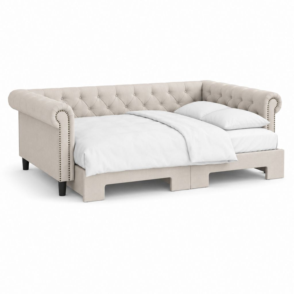 Gepolstertes Doppelbett aus beigefarbenem Stoff mit gestepptem Kopfteil, 232 × 215 × 91 cm, für Matratze 180 × 200 cm